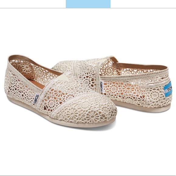 toms natural moroccan crochet